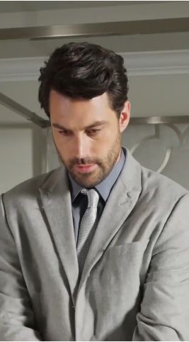 她藏起孕肚離職，禁欲上司急瘋了(全集)