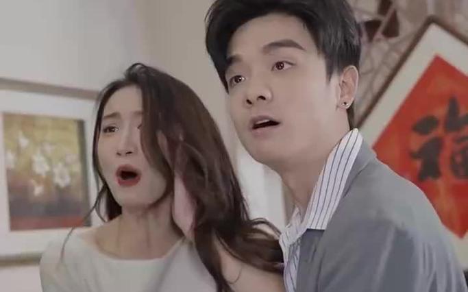 不裝了，腳踹渣男后我成了全球女戰(zhàn)神(全集)