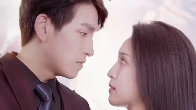 分手后閃婚了男?？偛?全集)